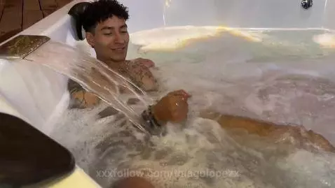 un poco de lo que hicimos mi amigo y yo 😜😎🥵 by thiagolopezx