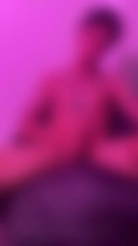 Playing with the tongue is not a problem by thiagolopezx