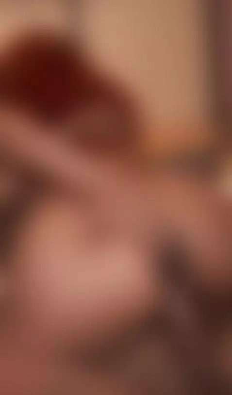 Follandome duro como me encanta, hasta hacerme gritar de pla... by celestealbax