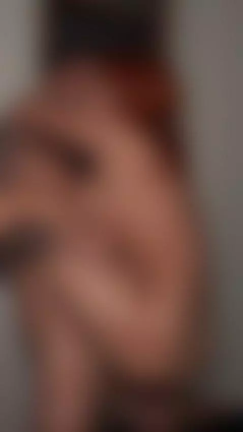 Este extranjero siempre me la mete duro 🍆🍑 by celestealbax