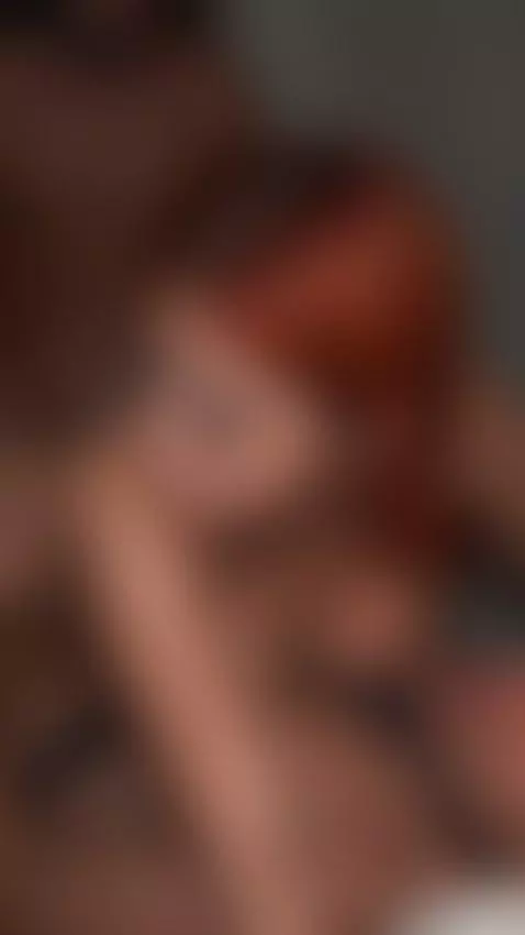 Metiendome dos enormes vergas para disfrutar mejor 🍆🍆💦 by celestealbax