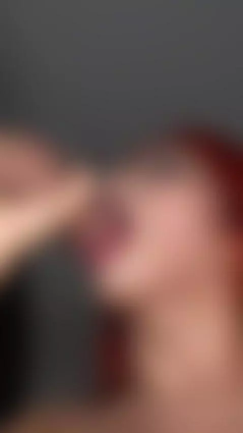 Saboreando y comiendo mucha leche 🍆💦 by celestealbax