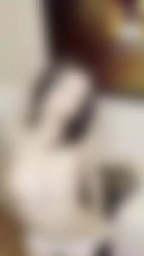 Are you craving for my body? 😈 by aurorakarter