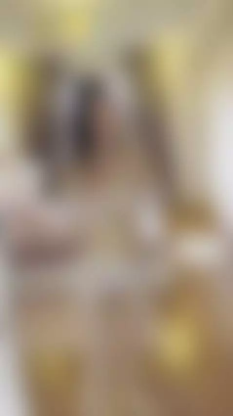 Tell me how you’d make me beg for it 🫣 by aurorakarter