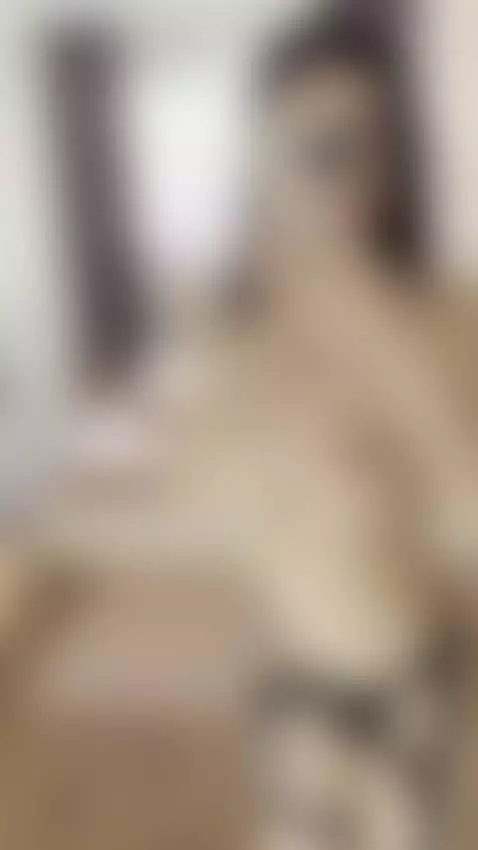 My lips aren’t the only thing that’s wet 😛 by aurorakarter