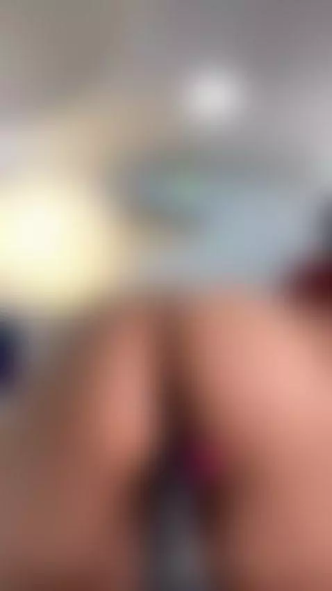 Every curve of mine holds a secret that I want to reveal to ... by idunbrunette