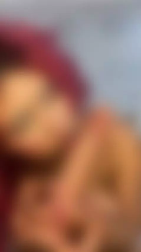 A touch of desire, a glance, and the rest... imagination. by idunbrunette