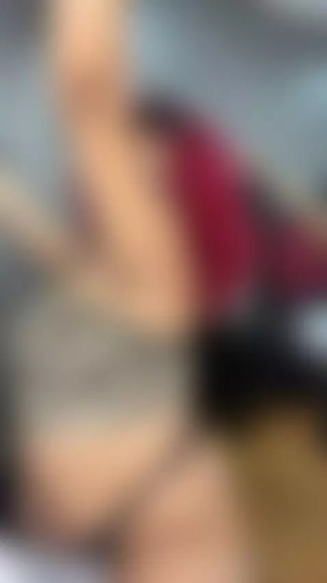 A touch of desire, a glance, and the rest... imagination. by idunbrunette