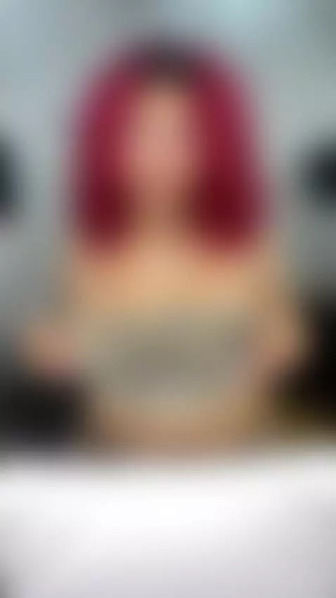 A touch of desire, a glance, and the rest... imagination. by idunbrunette