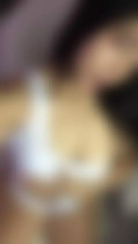 A sexy colombian for we meet us! by ariana-clark