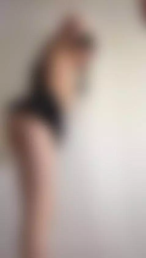 What's going on there? by littleari