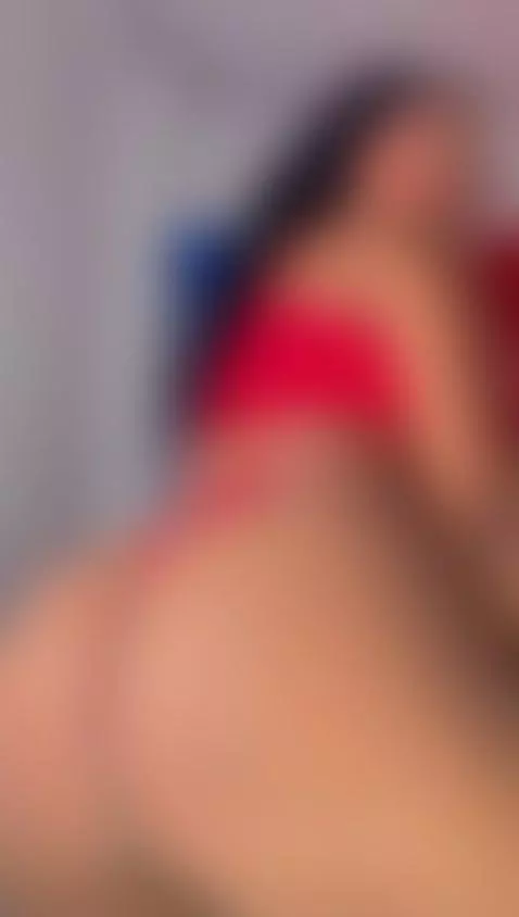 Moving my fantastic ass 🔥🍑 by nastassja