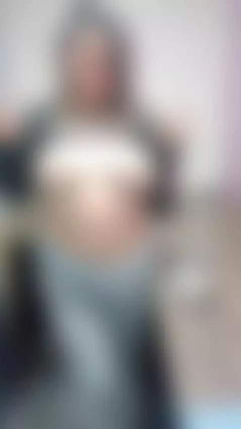 bounces tits  🍒🍒✨✨ by lilieevanss