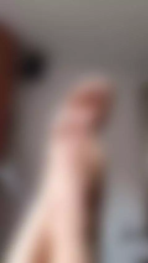 Beautiful feet by fuegoangelical