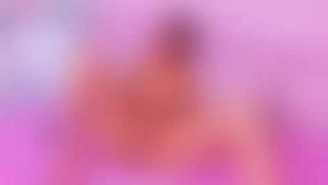 I get bored at my house and start playing me 🥵🥵 by marianna-ray