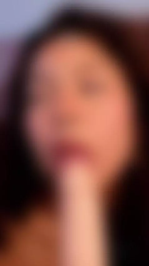 I make deep throat and suck delicious🍆💦👅 by marianna-ray