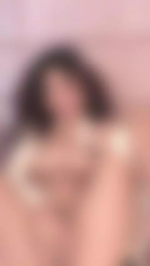 Do you like this to you?♥️ With my legs open just for you...... by marianna-ray