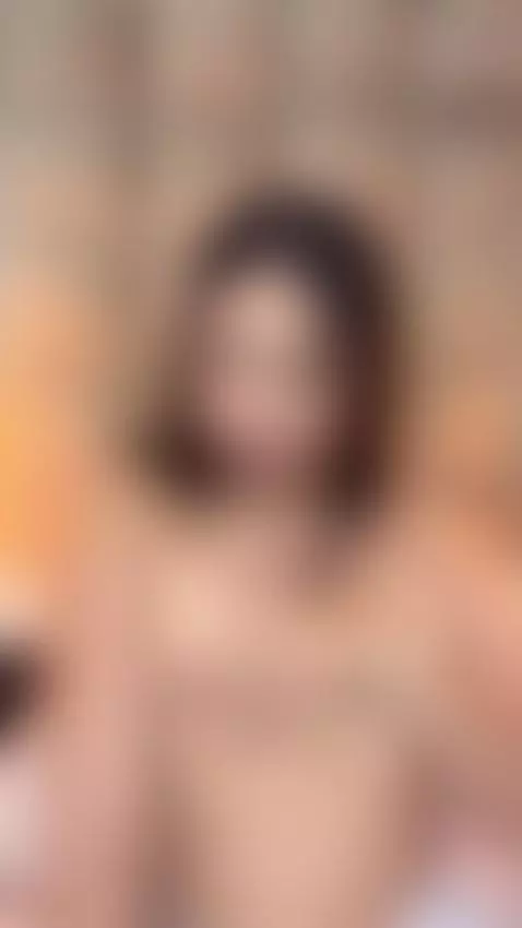 Come and enjoy and look at how I play for you while your coc... by lylijune