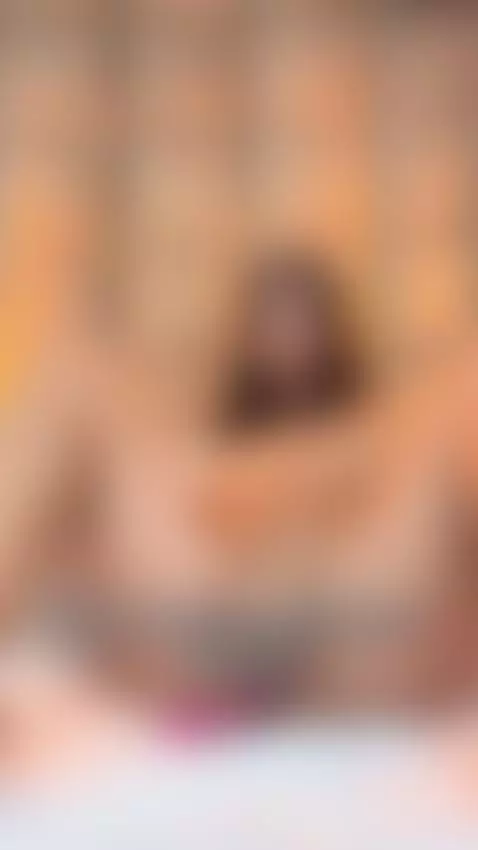 Come and enjoy and look at how I play for you while your coc... by lylijune