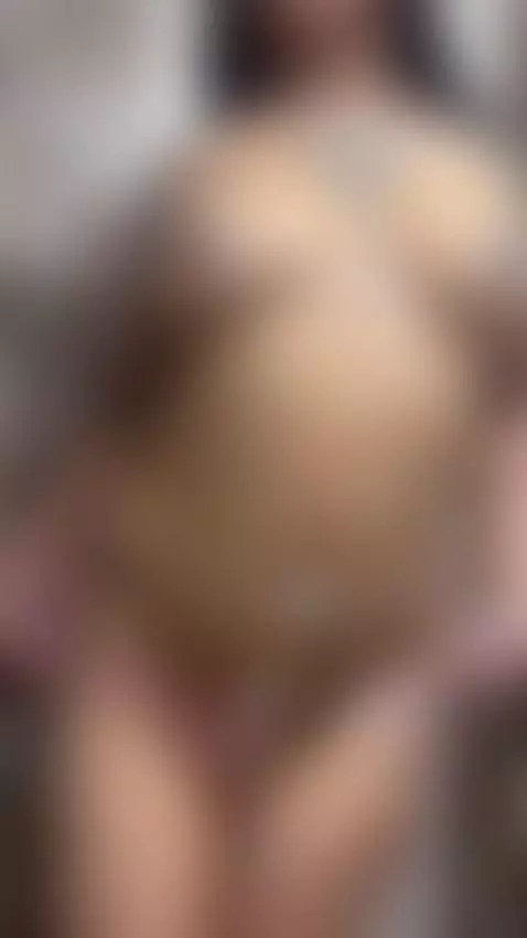 Come and enjoy and look at how I play for you while your coc... by irinacarterr