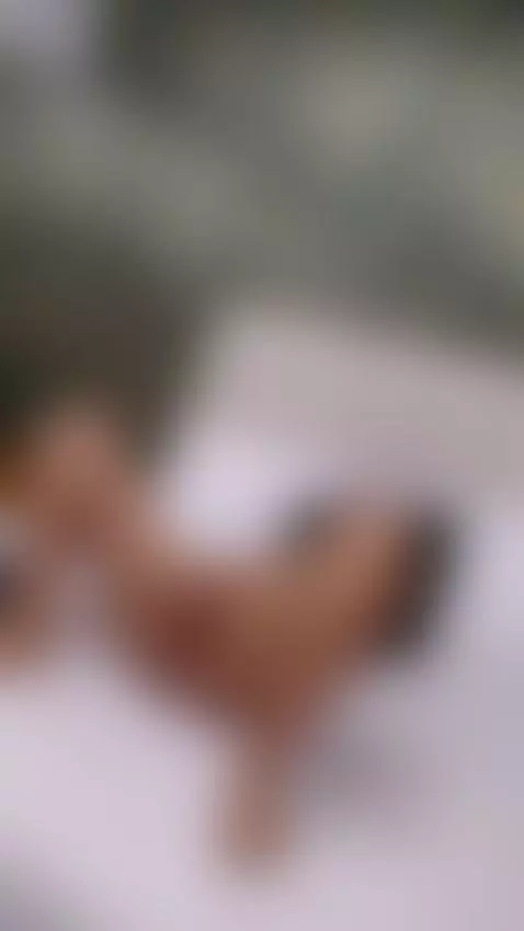 You imagine your above me by laylarays