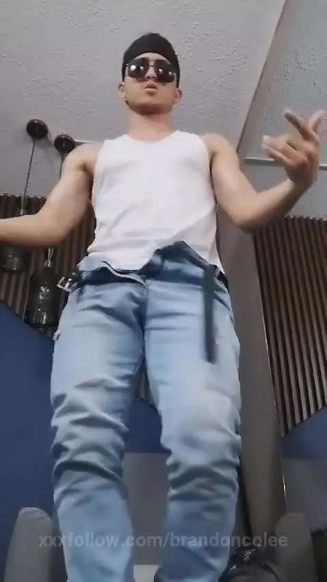 Boy dancing by brandoncolee