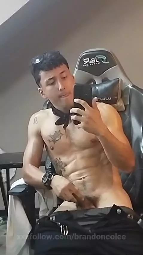 Come and dusfruta from my hairy cock ❤️ by brandoncolee