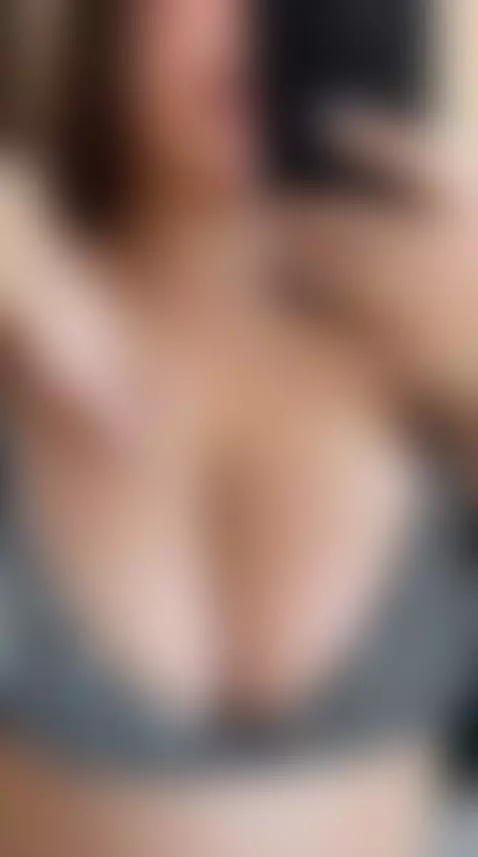 Fuck me hard, fuck me dirty, fuck me raw. by serenahotman