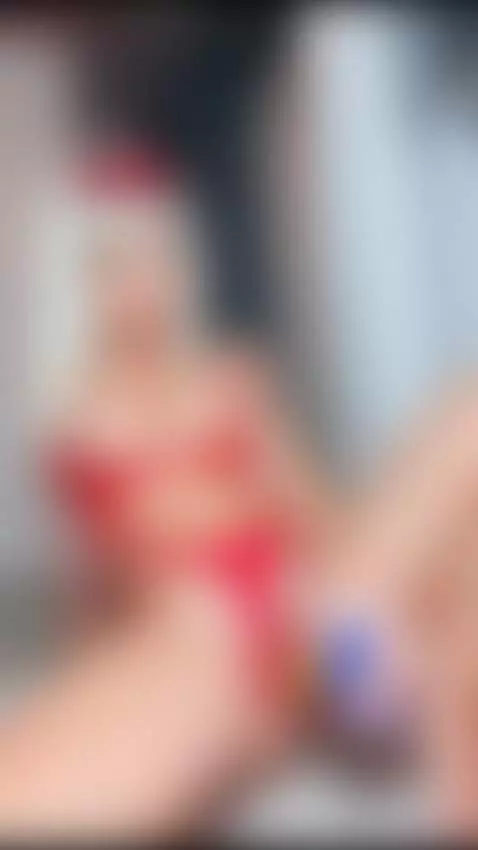 POV: The kind of pleasure that leaves you floating. by jessiediva