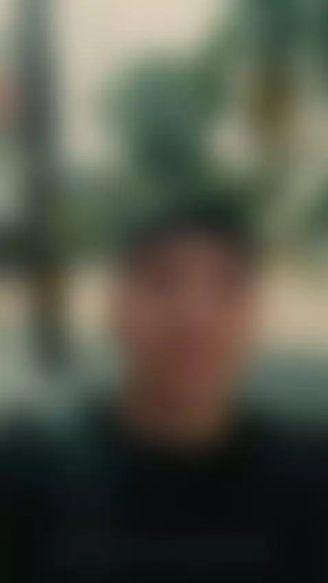 Walk together? Find me in chaturbate like chaturbate.com/jho... by jhoansaenz