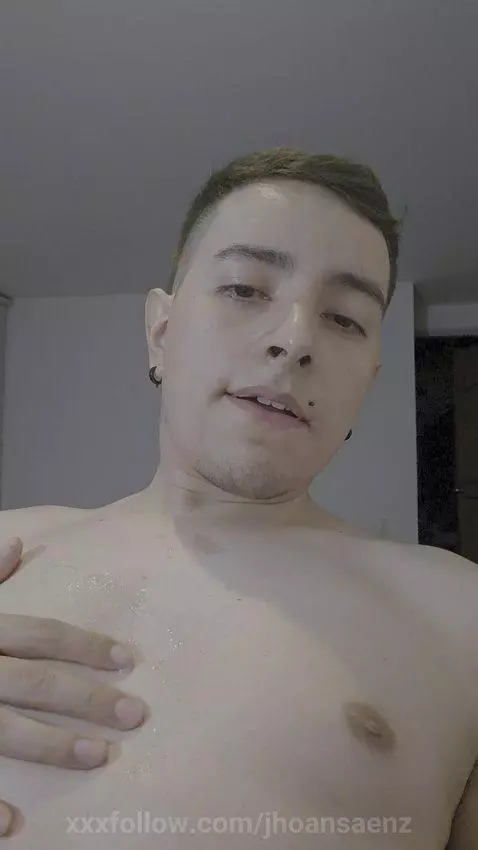 I love it when I make a mess with my semen. by jhoansaenz