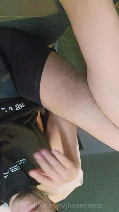 I love my feet. by jhoansaenz