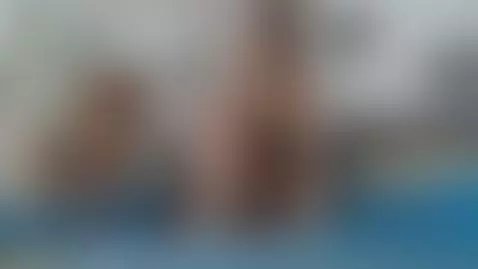 😉 "Juego con la música y seduzco con cada paso." 💃
es.cam4.c... by alicecolenk