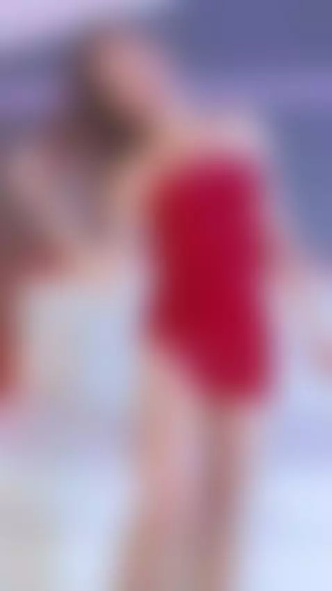 😏 Thus dressed ... but who knows for how long. 🔥
What you se... by alicecolenk