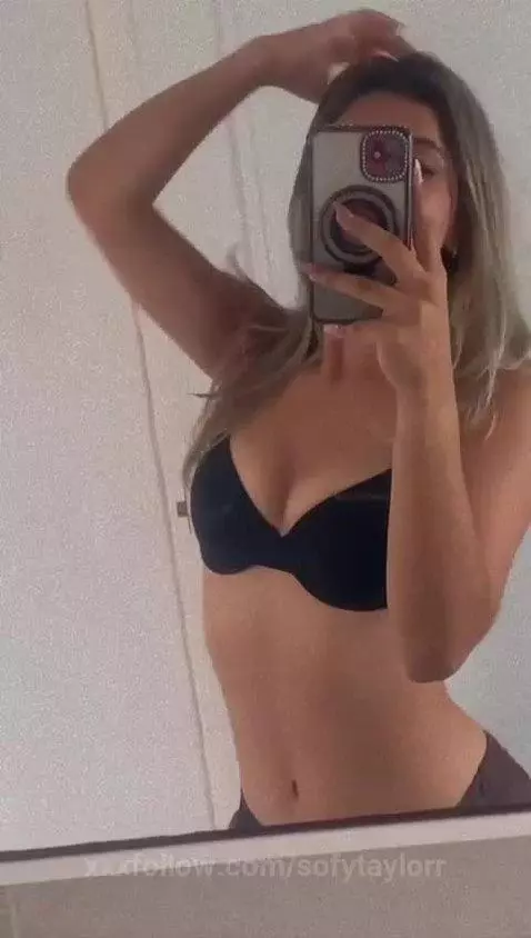 showme by sofytaylorr