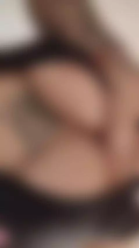 me gusta rebotar las tetas

#tetas #onlyfans #lento #pezones by afr3dita