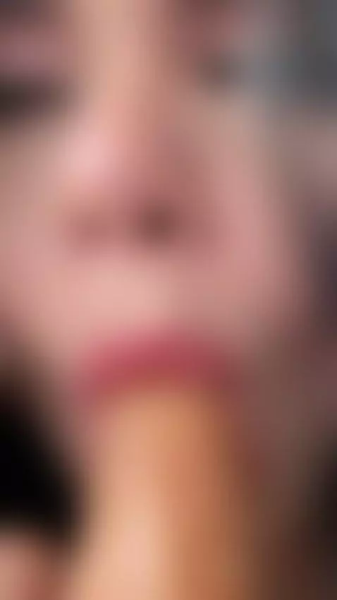 She is the best sucking ever by emiliasscoty