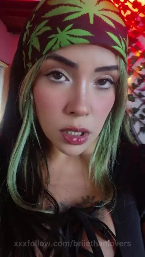 Do you want to know me better and have fun with me? by briiethanlovers