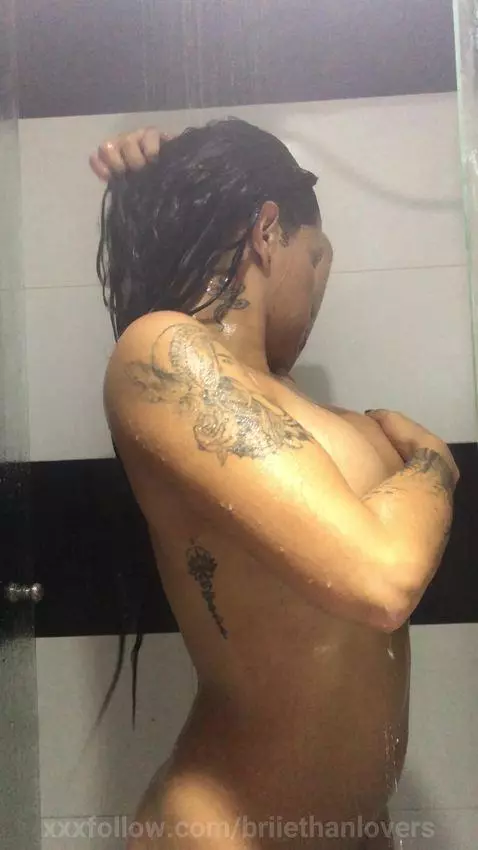 I get turned on by people watching me in the shower 🔥🥵 by briiethanlovers