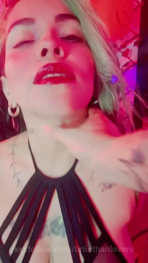 🥵🫦 We are online every day at 7:30 pm Colombia time! 💕 by briiethanlovers