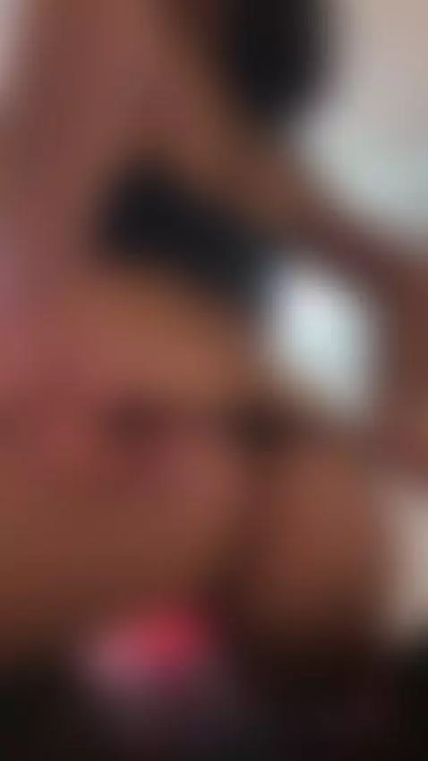 My body is ready to please you by meganshinee