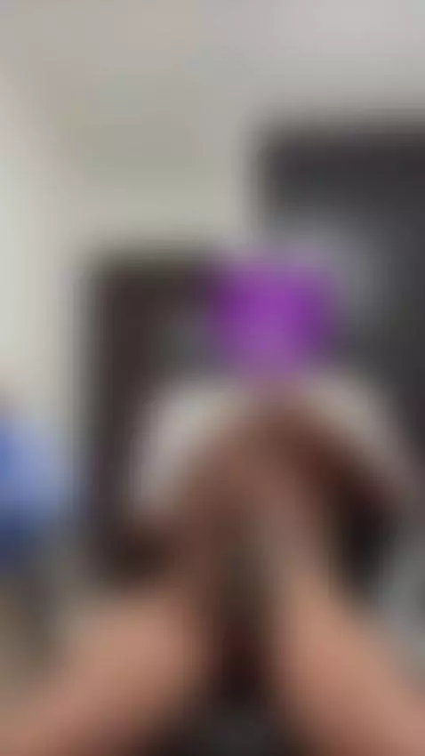 ¿Te atreves a ver cómo se mueve esta bestia? 🔥🍆💦 Solo los va... by danithedemon