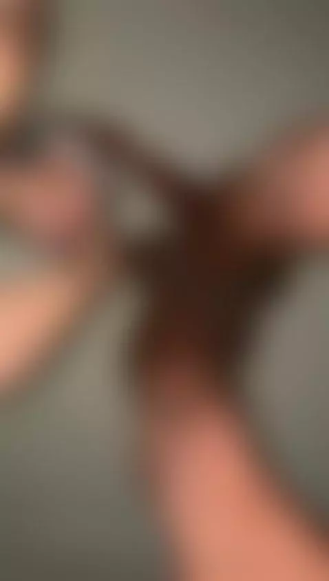 quieres verlo completo en mi azul? 🍆😈 by danithedemon