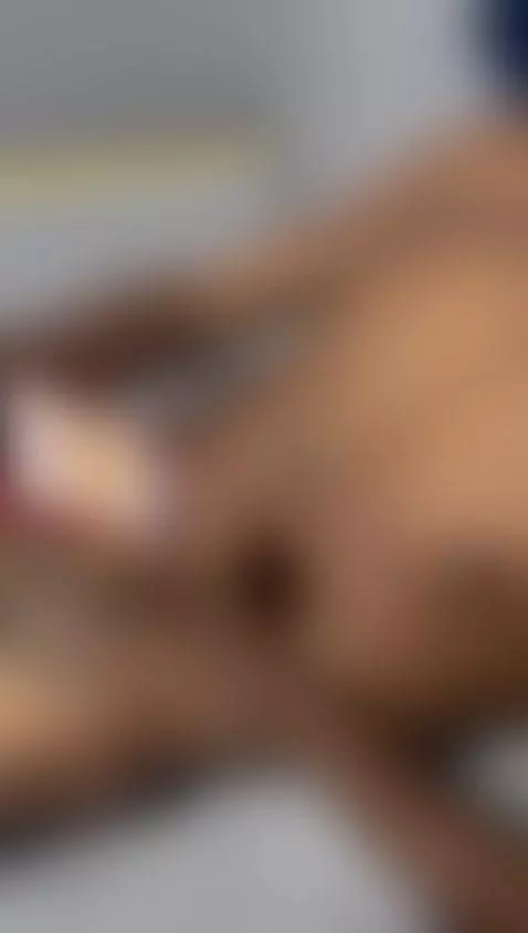 no recuerdo quienes son, pero que tal se verian con mi verga... by danithedemon