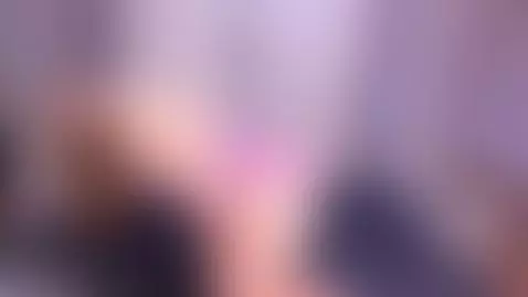 My hot body needs your delicious cock 💦🍆 by sweeteva-1