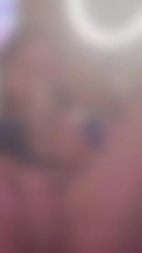 Come closer and discover what I'm hiding 🥵🍒🍓
live Now! 🔥
htt... by morgan-wright