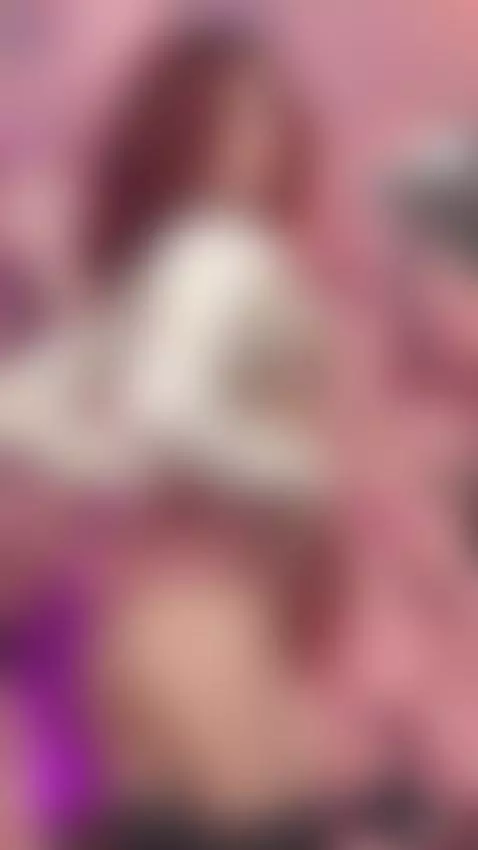 I have a gift for you 👇🏻 😈❤️‍🔥 by ariigomez