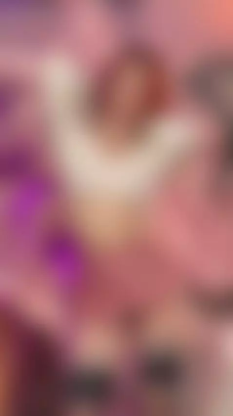 I have a gift for you 👇🏻 😈❤️‍🔥 by ariigomez