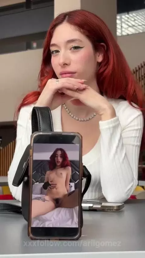 i have a gift for you 👇🏻😈❤️‍🔥 by ariigomez