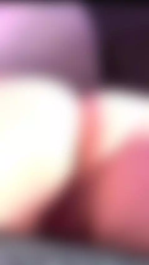 👇🏼😈 I have a gift for your by ariigomez